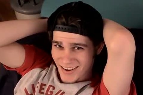 JT Has A Smooth Body And A naughty ass