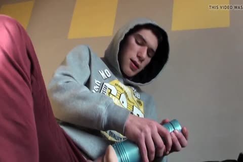 Xhamster.com 8054902 biggest Uncut hammers Flashlight 720p.mp4