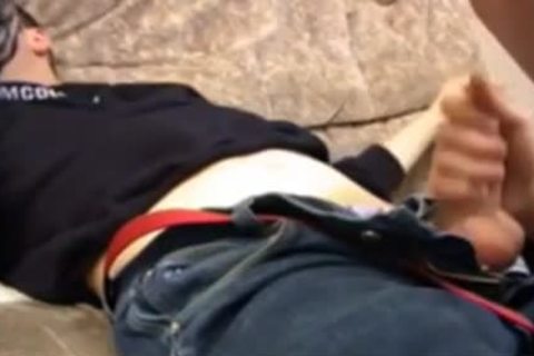 Deutscher Skaterboy Als Sklave