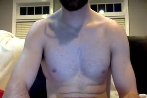 Bearded dude Jerking His big cock In cam