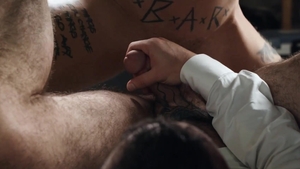 MEN.com - Muscle american need hard pounding