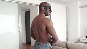 Maskurbate - Pretty ebony agrees to raw real fucking