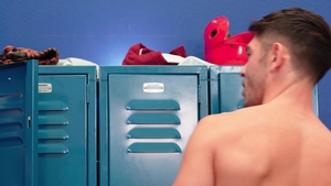 Next Door Twink: Jocks Get Wild in College
