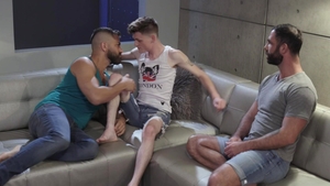 Icon Male: Daddy Shares Deep Kissing with Two Twinks