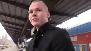 Czech Hunter: A Secret Hand Job in Broad Daylight