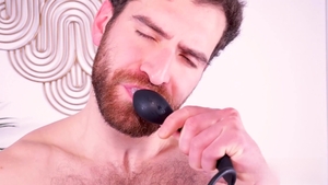 HotAFmen: Exploring Ass Play with the Sultry Spaniard