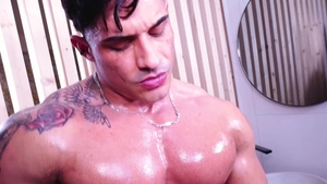 HotAFmen: Rippling Ropes from a Hunk